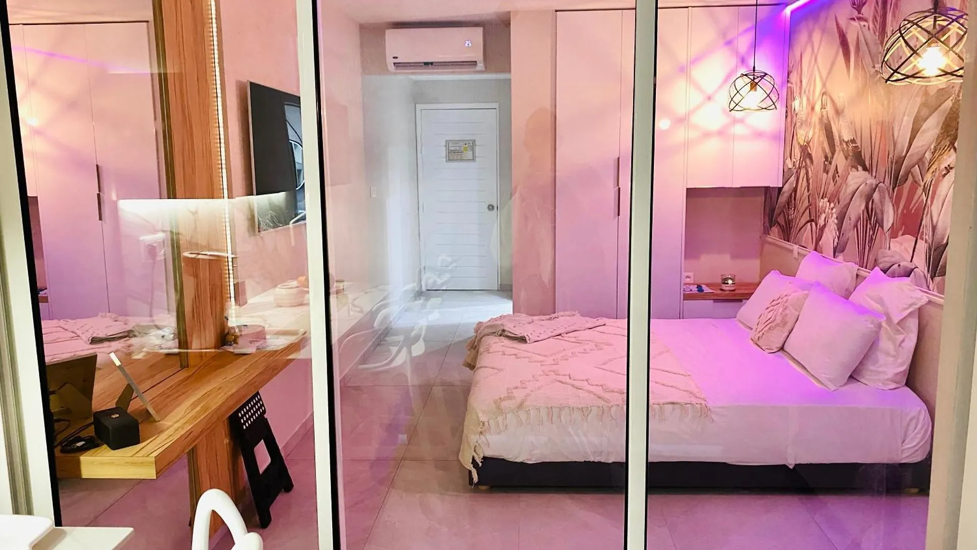 Diadora Au Magnifique Panorama - Studio Neuf De Prestige Vue Mer Le Diamant